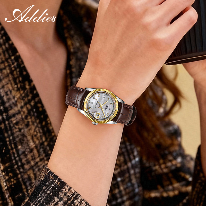 แอดดี้ส์ 585 ควอตซ์นาฬิกาผู้หญ - Luxury Watch Usa บทวิจารณ์และราคา
