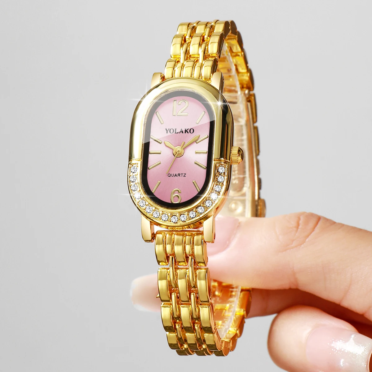 หรูหราไรน์สโตนนาฬิกาผู้หญิงควอ - Luxury Watch Gift Box บทวิจารณ์และราคา