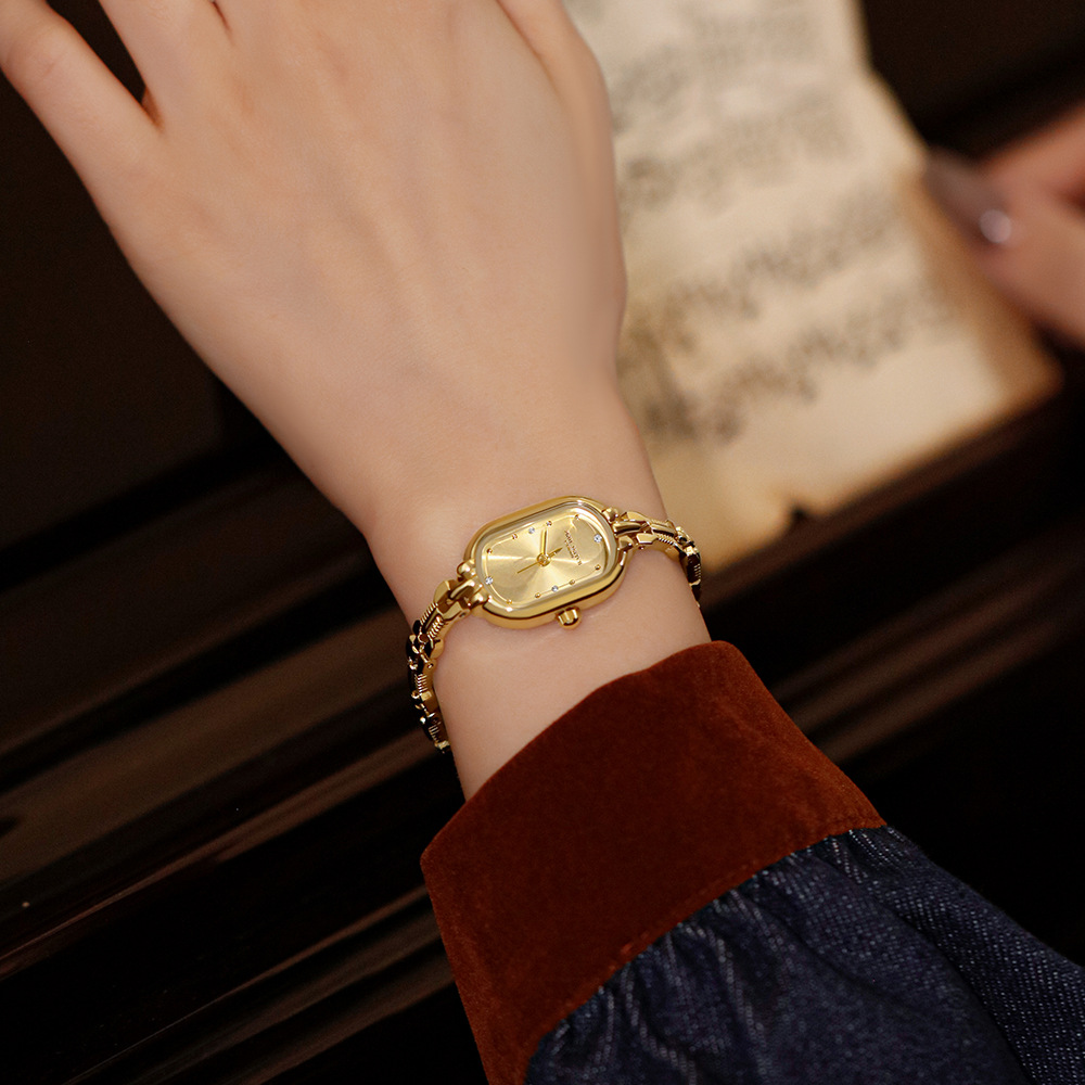 นาฬิกากําไลวินเทจที่ไม่ซ้ำกันญ - Luxury Watch Unique บทวิจารณ์และราคา